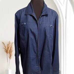 Women Plus Size Denim Jacket- Zipper front